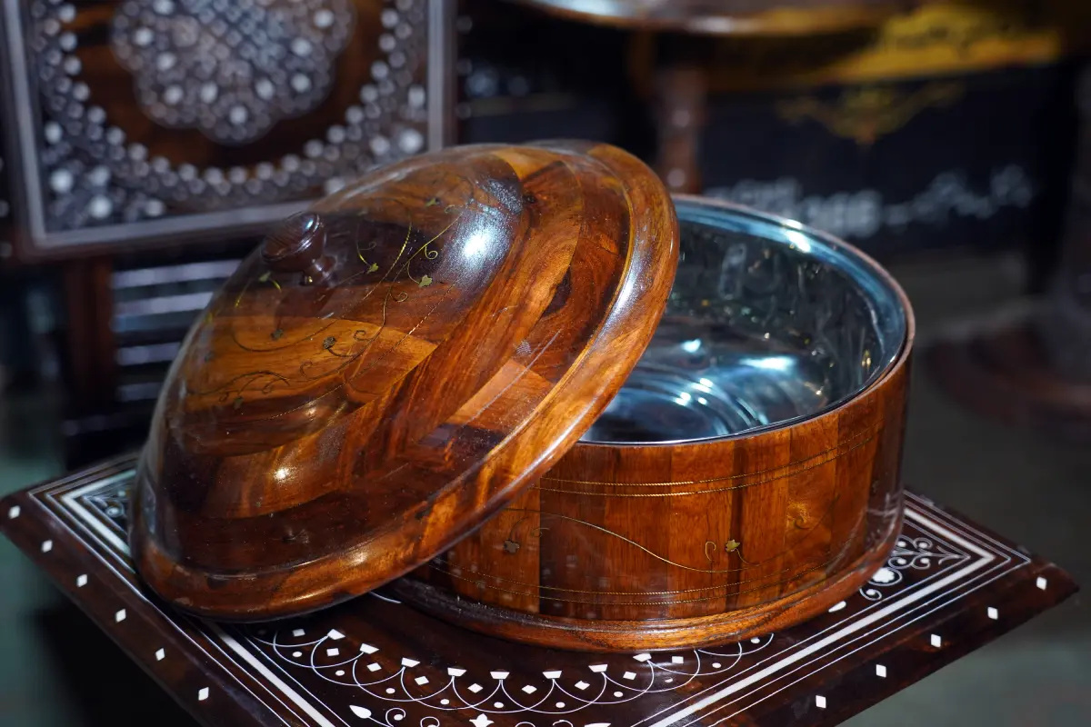Wooden Roti Hot Pot